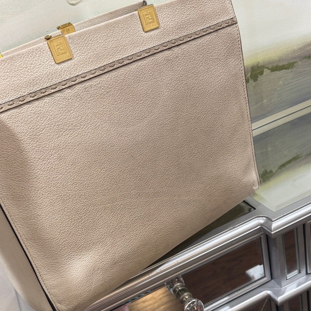 Fendi Cream Leather Tote Bag - Picture 3 of 9